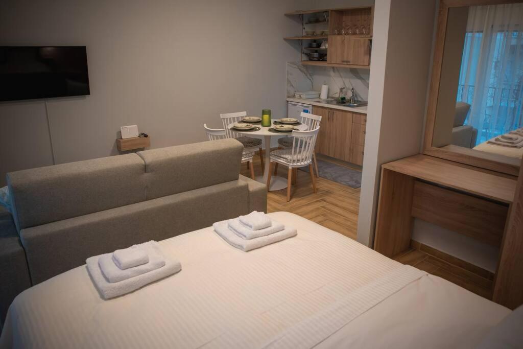 Irresistable Studio In The Heart Of Xánthi Luaran gambar